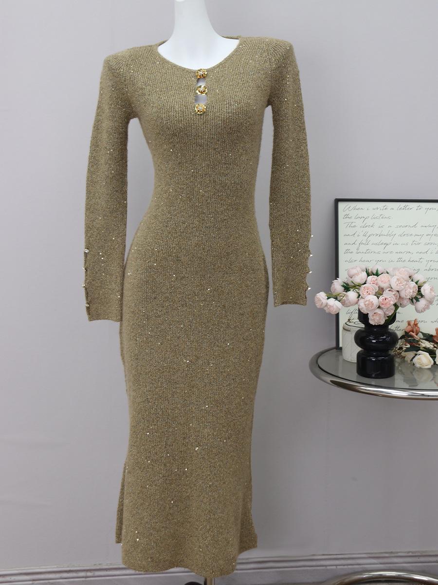 

Luxurious Sparkle Wool Slim Fit Mermaid Knit Dress with Boat Neck and Floral Cutout Buttons Small золотисто-коричневый