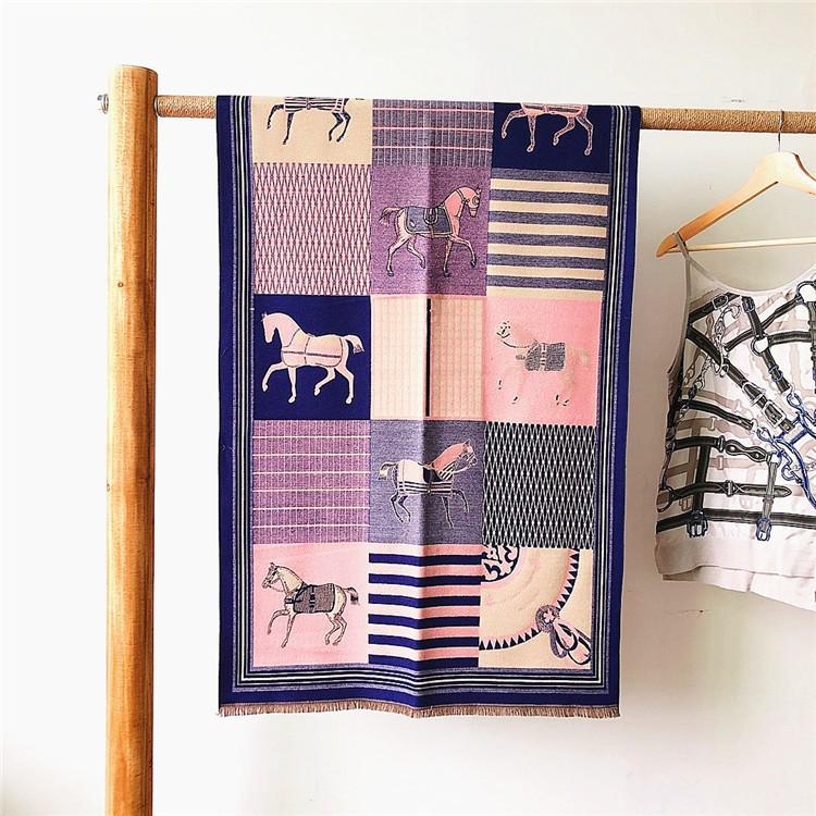 400g Retro Ethnic Bluebird Scarf: Women's Winter Warm Neck Warmer, High-End Imitation Cashmere Shawl.