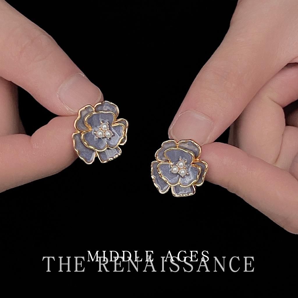 Легкие средневековые французские ретро серьги-гвоздики с капелькой камелии, серьги-арт, серьги с масляной живописью