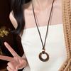 Retro Round Resin Necklace: Versatile, Fashionable High-End Clavicle Chain for Women