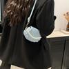 New Fashi Shell Shape Mini Women Crossbody Bag Pearl Chain Handbag Simple Design Ladies Underarm Bags For Daily Use