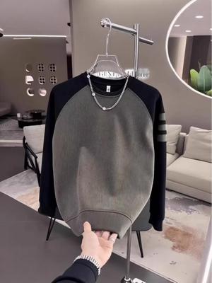 Men's Trendy Color Block Casual Long Sleeve Hoodie: Spring/Autumn Round Neck Base Layer Top, Elegant Simple T-shirt.