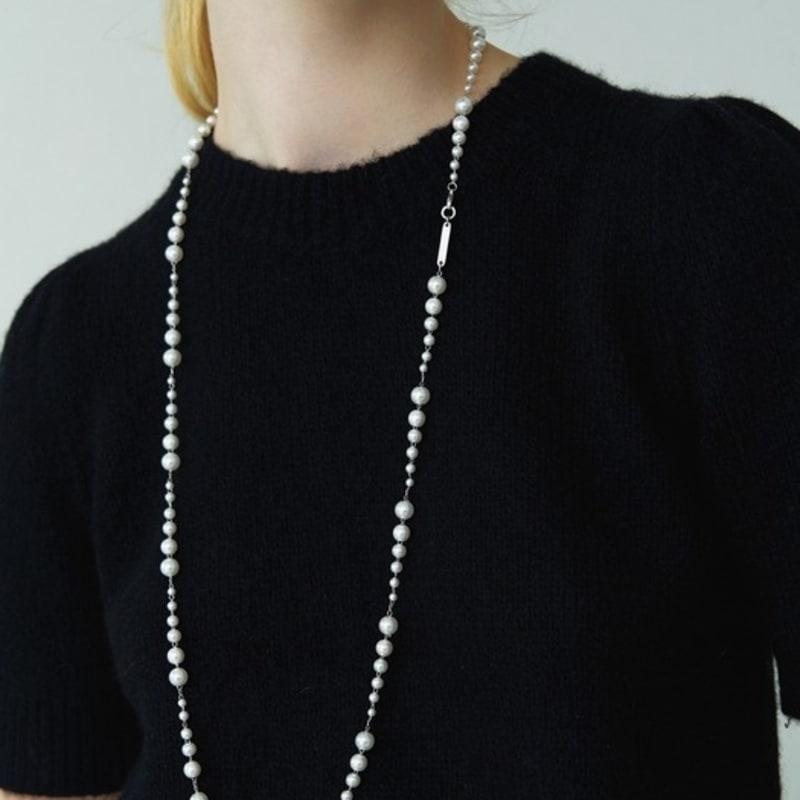 LOVE ME MONSTER Slim Cone Pearl Long Necklace