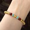Antiker goldener Handwerkstürkisperlenarmband für Frauen ethnischer Stil südlicher roter Turmalin Damenarmreifen Bankettschmuck Geschenk