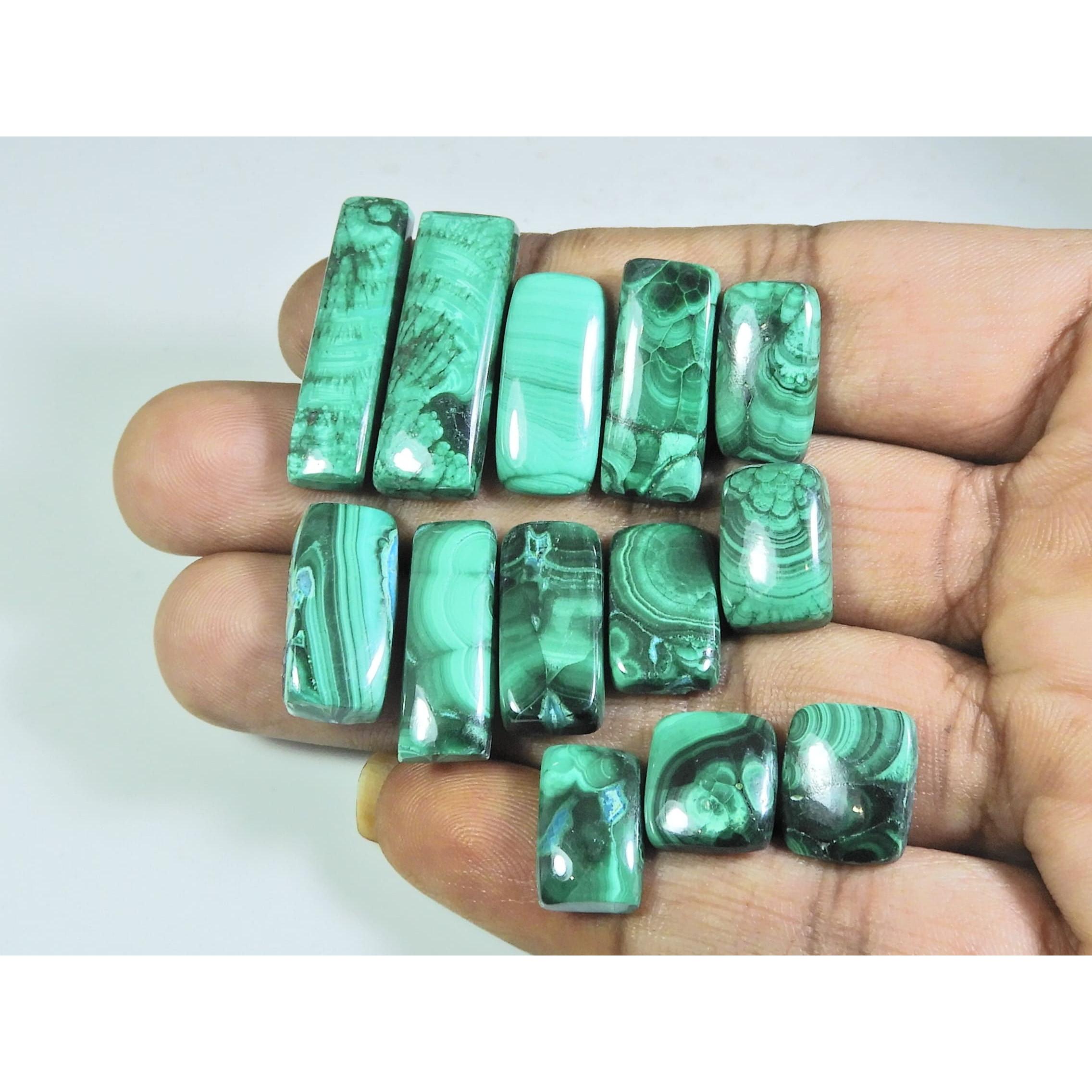 

139 Карат. Натуральное зеленое кольцо с малахитом. Размер. Октагон Кабошон. Драгоценный камень. Лот 13 шт. C-276