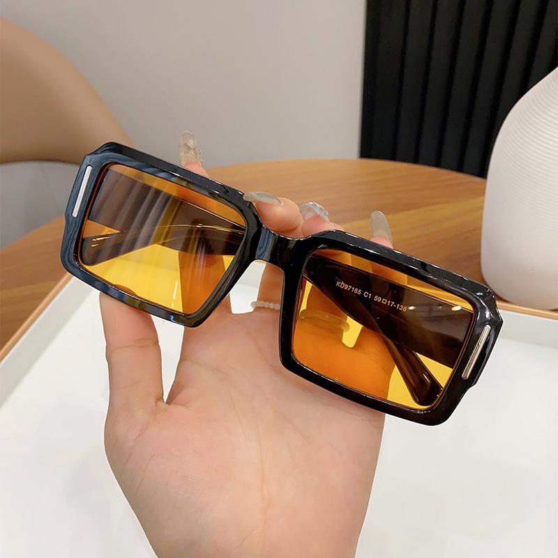 

JYL TS Square Sunglasses Unisex UV Protection Old Money 97165 A-8038 холодний колір чорний