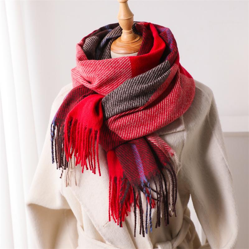 

Classic Universal Beach Scarf for Women Popular Size Increased Warm Scarf, Thick Plaid Handkerchief, Autumn and Winter Outdoor Large-sized Scarf 200x66cm (with tassel)