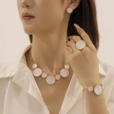 Schmuck Nischendesign Sinn unregelmäßig rund tropfendes Öl weiß Armband Halskette Ohrstecker Ring Set