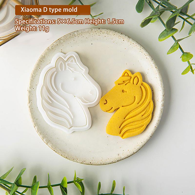 Cartoon Horse Shape Cookie Cutter Diy Biscuits Fondant Embossing Mold 2026 New Year Party Cake Decor Supplies Cookie Baking Tool