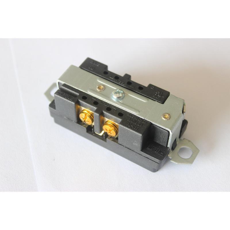 XIONGDA Industrial Child Safety 6-Hole Double 20A 125V American Socket