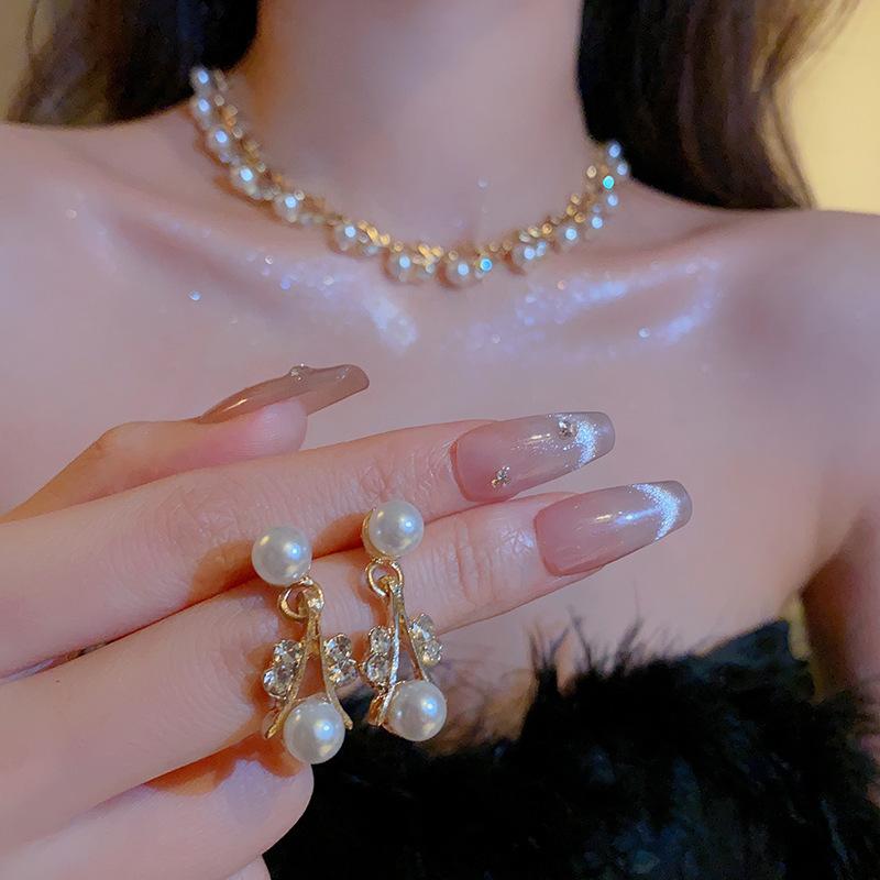 Diamant Schleife Perlenkette High Sense Choker Halskette Licht Luxus Nische Kleid Schlüsselbeinkette