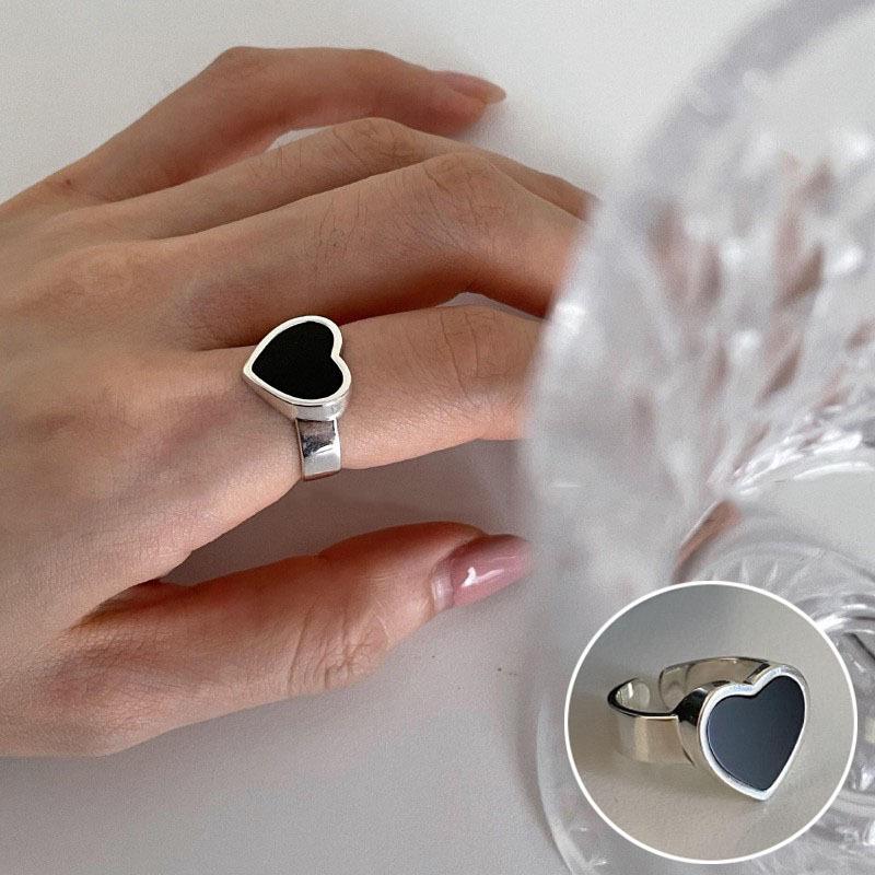 Korean 3D Heart Ring: Women's Retro Wide Band, Fashionable English Letter Open Finger Ring, Hip-Hop Style Index Finger Ring.