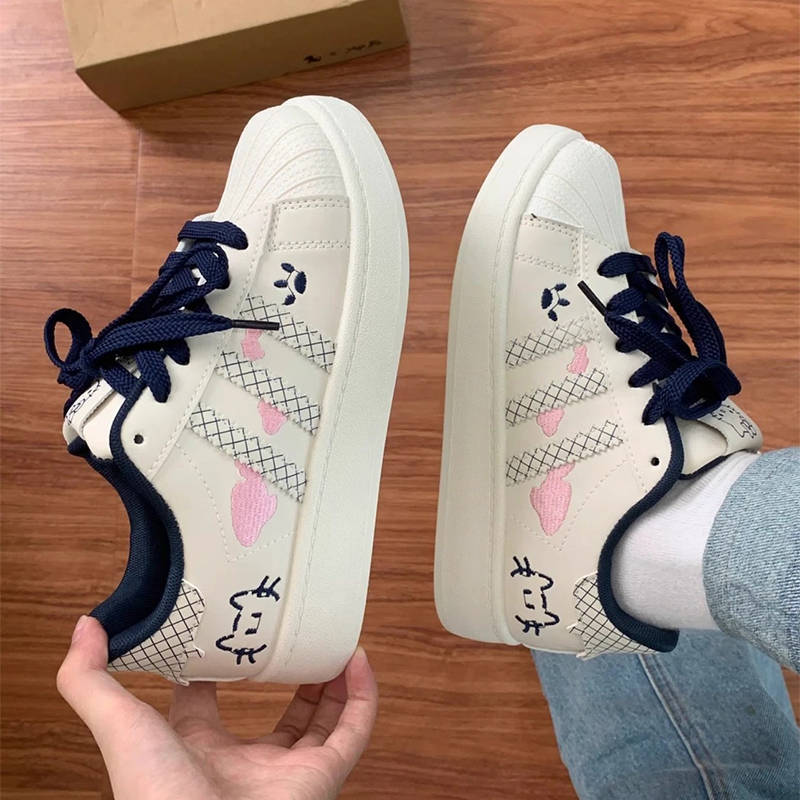 Original Khaki Shell Head HelloKitty Ins High Value Casual Shoes Student Party Japanese Versatile Board Shoes