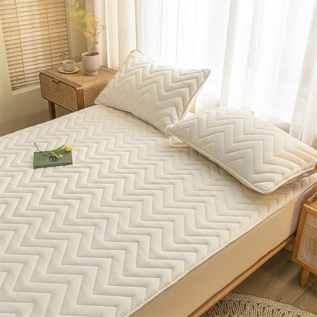 Soy Cotton Bedding Thick Quilted Mattress Cover Elastic Fitted Mattress Protector Bed Linens Soft Pad for Bed Without Pillowcase