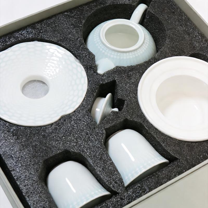 NEW CASTLE Bone China Kung Fu Tea Set