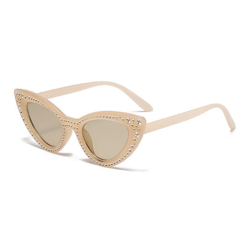 Luxurious Diamond Cat-eye Sunglasses, With Uv400 Protection, Featuring A Fashionable Streetwear Style 2317 коричневый