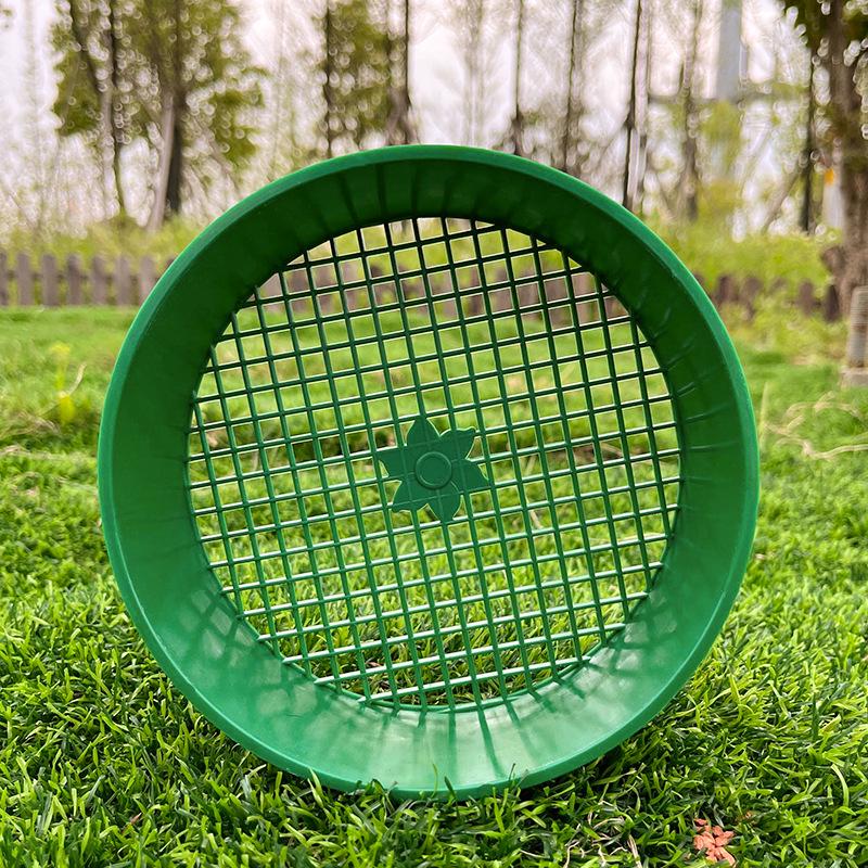 Green Soil Sieve: Plastic Gardening Tool for Filtering Soil, Stones, Gravel, and Particles – Ideal for Planting Succulents.