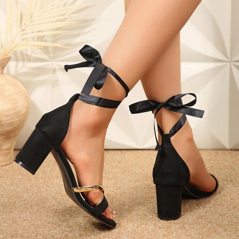 Fashion 2025New Style Ankle Strap High Heel  Thick Heel for Women Summer Terrace Elegant Black  Fashionable Party Shoes Sandal