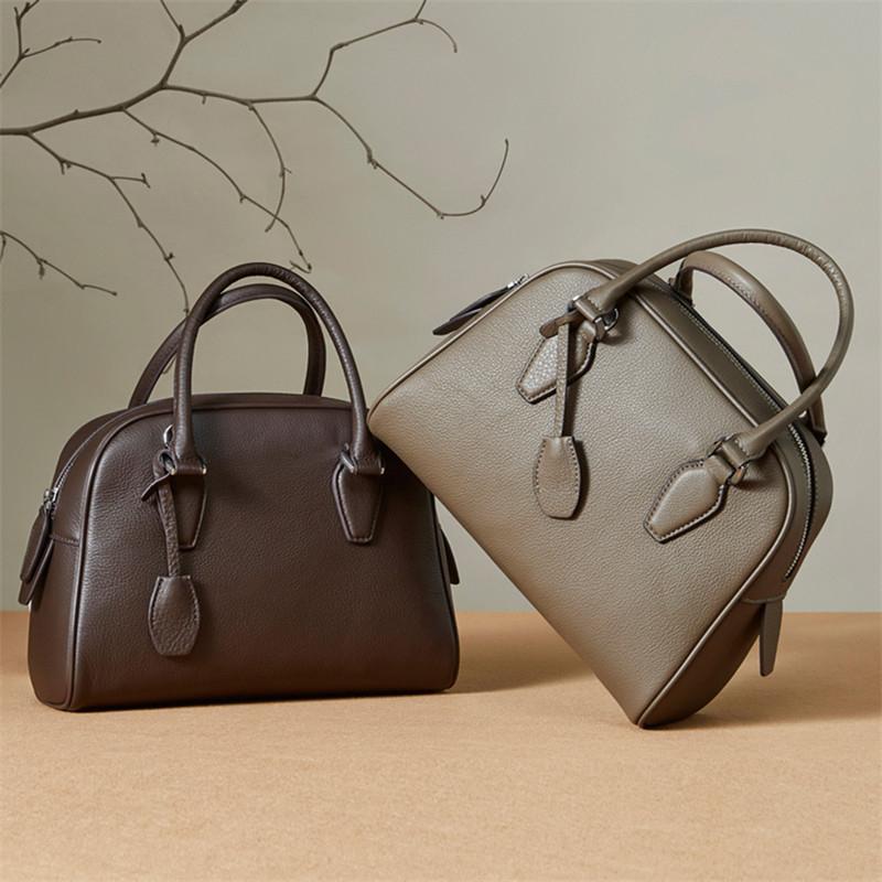 Сумки-тоуты Boston Bowling из натуральной кожи для женщин 2024 года — фото 6