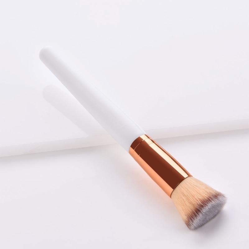 Elegant Fan Cosmetic Brush For Detailed Makeup Application Everyday Makeup Essential Full Coverage Concealer Brush