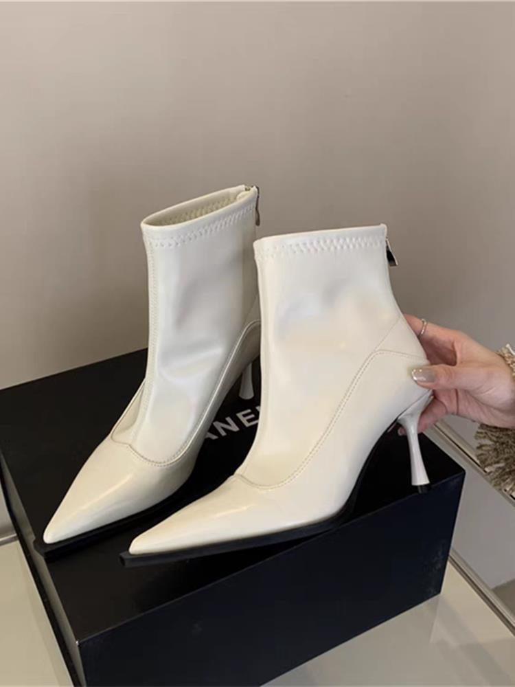 

High-heeled short boots women s 2025 autumn and winter new Korean versatile small ankle boots thin boots French black pointed short boots 39