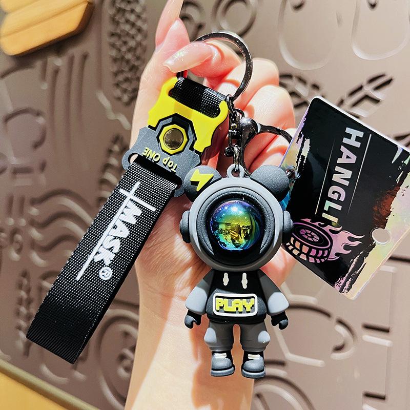 Creative Lightning Bear Car Keychain Cute Cartoon Astronaut Doll Pendant Astronaut Couple Bag Pendant