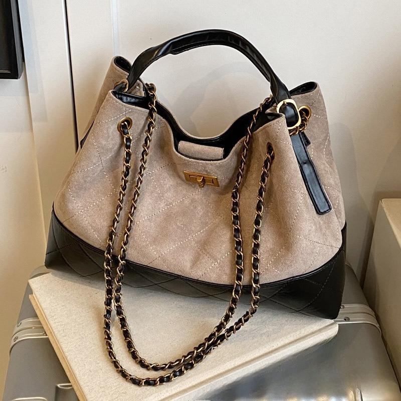 Premium Feeling Hand Bag Women's New Trendy Shoulder Bag Suede Rhombus Chain Shoulder Bag Large Capacity Tote Bag