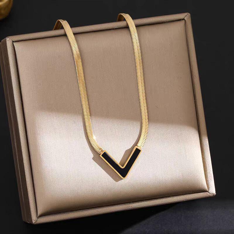 Trendy V-Shaped Necklace: Luxurious, Versatile Titanium Steel Snake Chain for Men & Women, Fade-Resistant, Minimalist Design