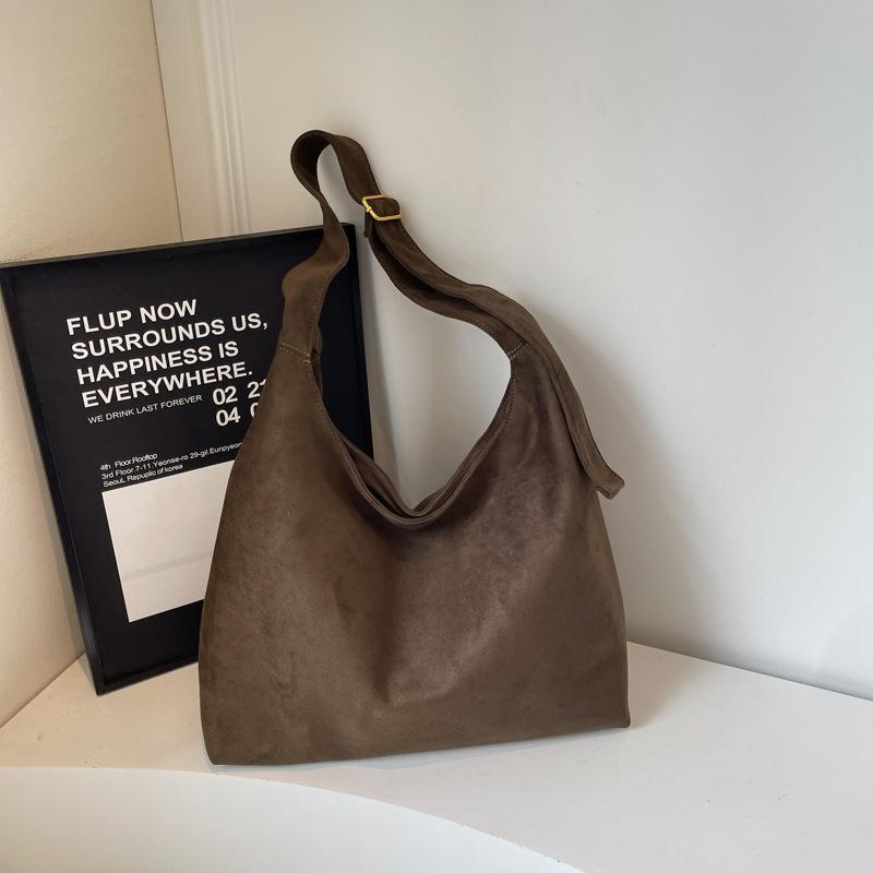 Retro matte big bag women's new autumn shoulder bag high value texture commuter tote bag large capacity
