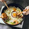 Ramen Suppenlöffel Japanischer Stil Ajiyaki Ramen Löffel mit Löchern Restaurant Nanmu Kamehameha Löffel Hotpot Sieblöffel Suppenlöffel