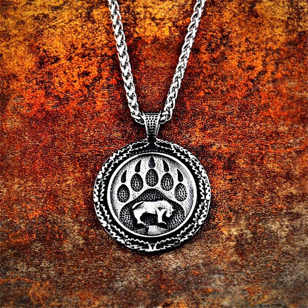 European and American Popular Jewelry Grizzly Bear Necklace Round Bear Paw Accessory Pendant Men Necklace