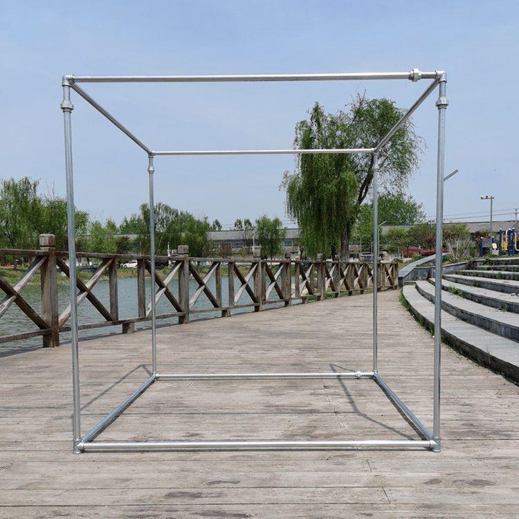 Outdoor Square Galvanized Pipe Clothes Drying Rack for Rooftop and Floor-Standing Use