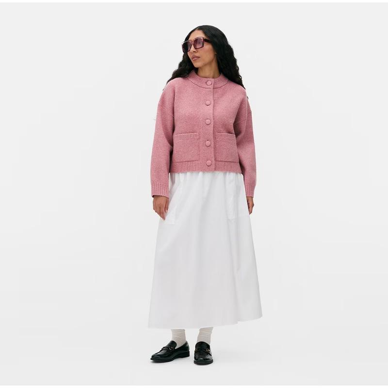 European-American Women's Single-Breasted Crew Neck Knitted Cardigan Sweater - Autumn 2025 Collection