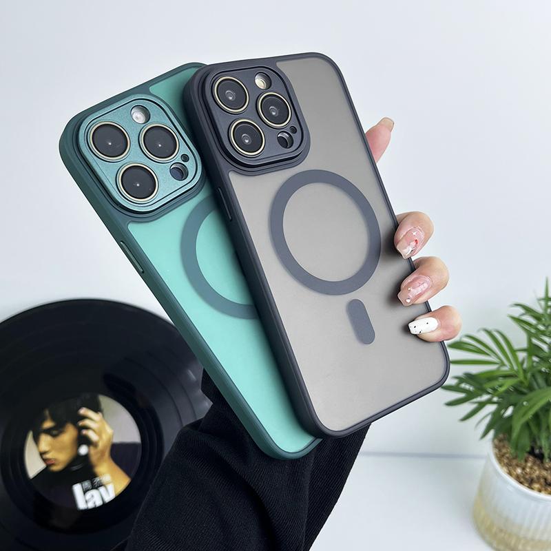 Capa de telefone ultrafina magnética fosca transparente para iPhone 11 12 13 14 15 16 Pro Max com carregamento sem fio Magsafe e película de lente