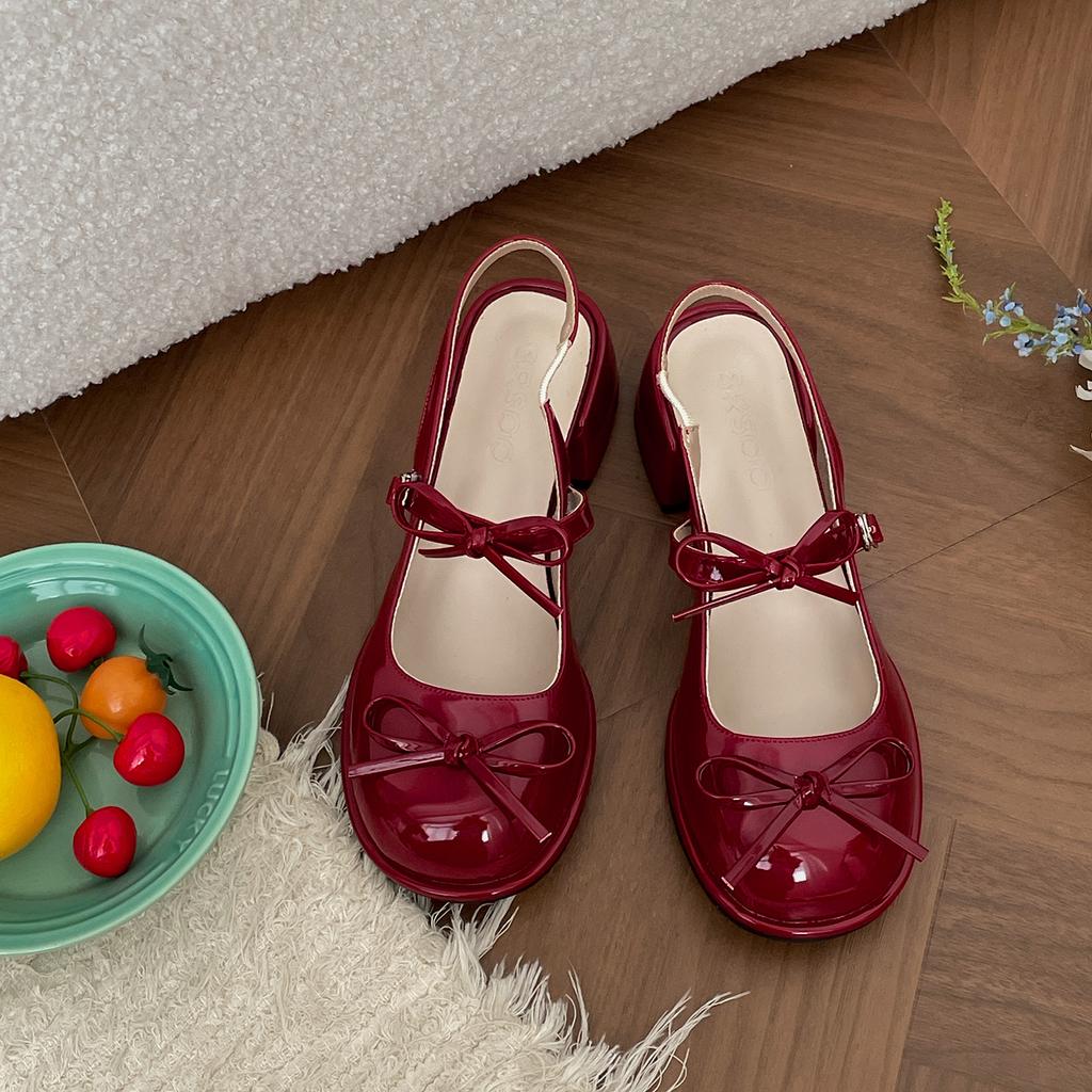 Silver French retro thick heel bag head sandals women's 2025 new summer wear with skirt Mary Jane single shoes