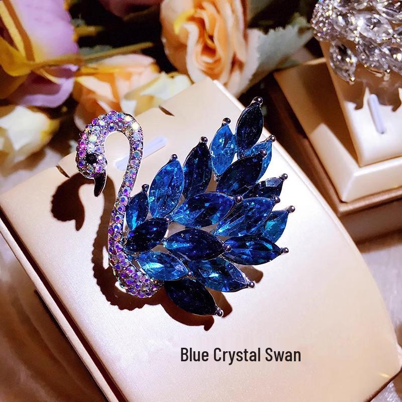 

2025 New Fashion Pearl Rhinestone Swan Brooch Ornament