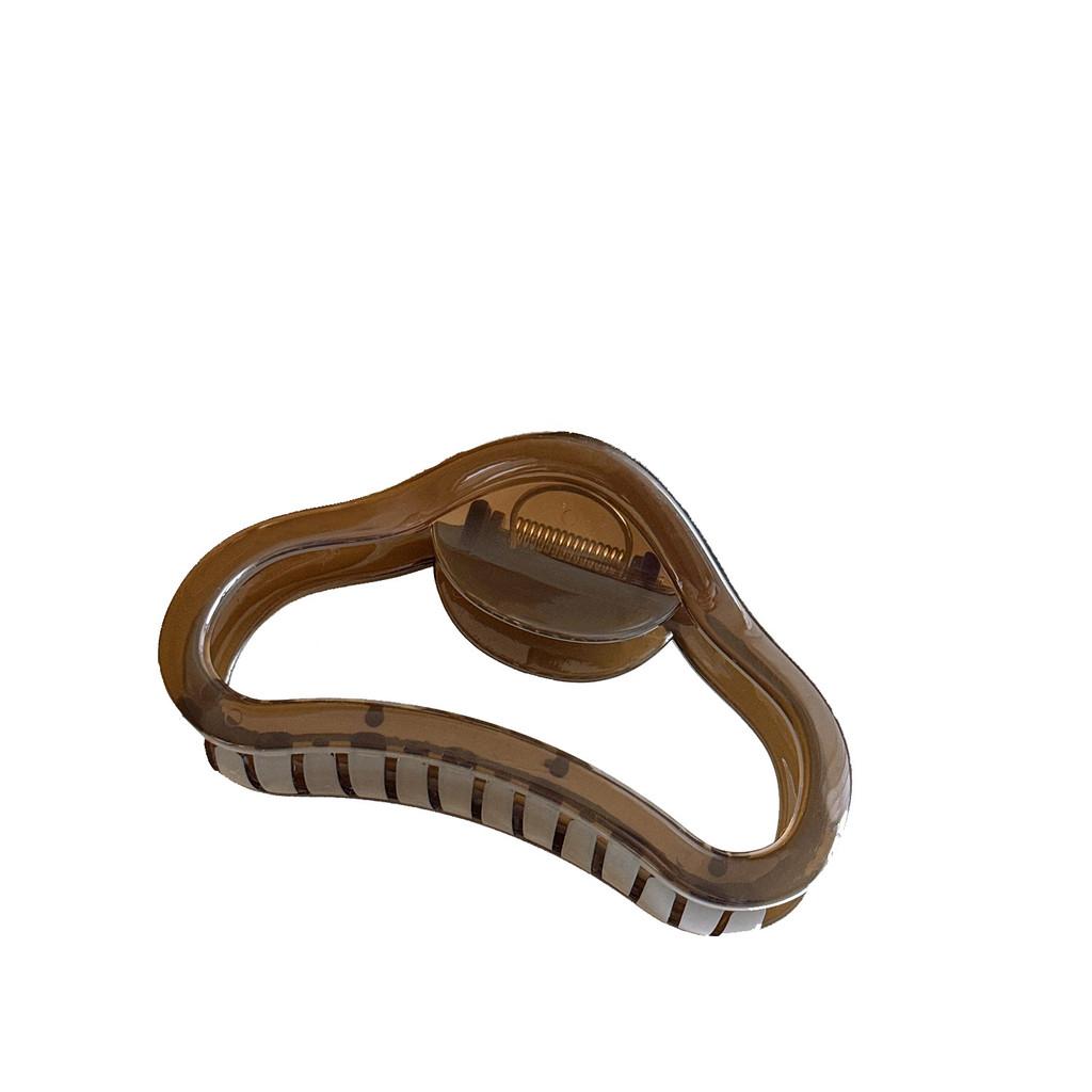 Elegant Cloud Hair Claw Clip Stylish And Trendy Large Hair Accessory For Women