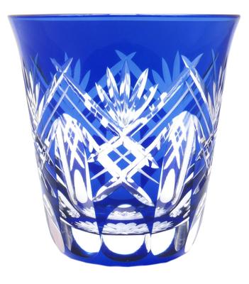 Sumida Edo Kiriko Museum Edo Kiriko Glas Shochu Glas Tumbler presentation Staplad Svärd Yarai Kapacitet 290ml Tillverkad i Japan (i låda) (Indigo) ungefär.