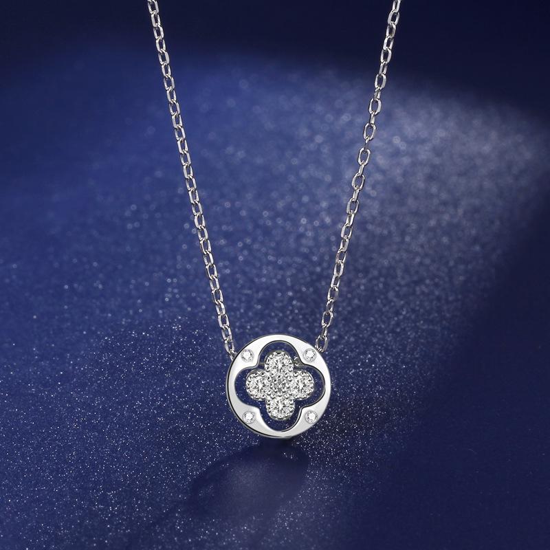 925 Sterling Silver Four-Leaf Clover Necklace: Lively Forest Style, Light Luxury, Versatile Jewelry for Women 925 Silver