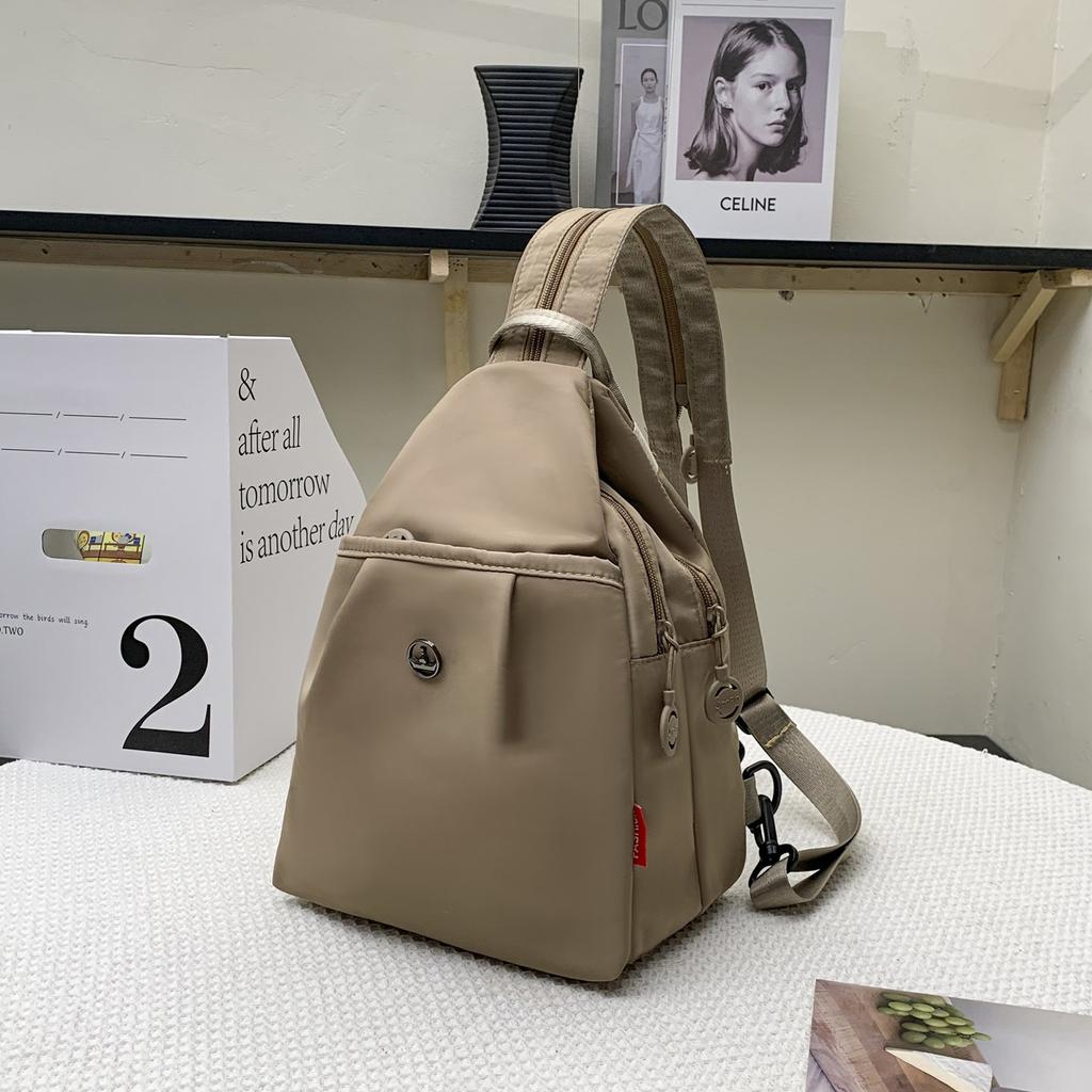 New Fashion Messenger Bag Women's Light and Strong Backpack Multi-purpose Versatile Travel Backpack Large-capacity Commuter Bag