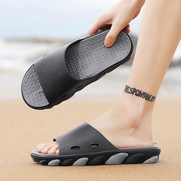 Große rutschfeste Hausschuhe für Herren im Innen- und Badezimmer, flache Hausschuhe, Frühlings- und Sommer-Hausschuhe für den Strand