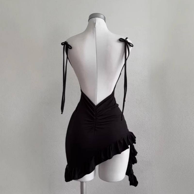 Módne letné sexy šaty s hlbokým výstrihom a trakmi pre ženy, elegantné, bez chrbta, skladané, šnurovacie, priliehavé, párty, nepravidelné krátke šaty s bokmi, dámske volánikové oblečenie