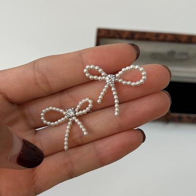 Náušnice s korálkovými perlami a mašlí pro ženy, retro osobnost, jednoduché a všestranné, temperamentní