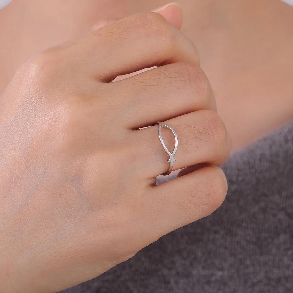 Christian Jesus Fish Ring for Women Stainless Steel Ichthys Amulet Ring Minimalist Religious Jewelry Birthday Gift