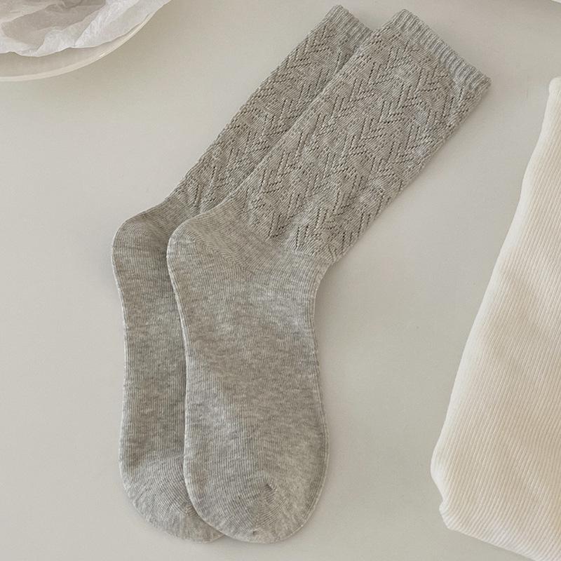 

Mesh Cutout Chunky White Mid-Calf Socks - Seamless Cotton for Spring/Summer One Size бежевый