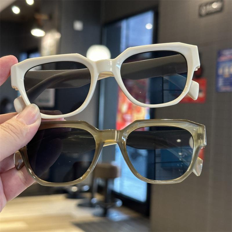 Kids UV400 Sun Protection Sunglasses Boys Girls Classic Outdoor Colors Protect Eyes Baby Glasses Children Eyewears