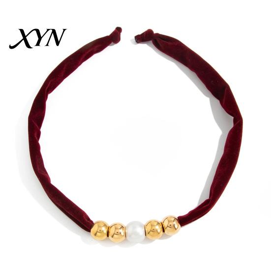 Fabric Necklace with Metallic Beads Leopard Print Scarf Choker, Faux Pearl Beads, Soft Adjustable Velvet Choker Fashion Jewelry for Women Daily
