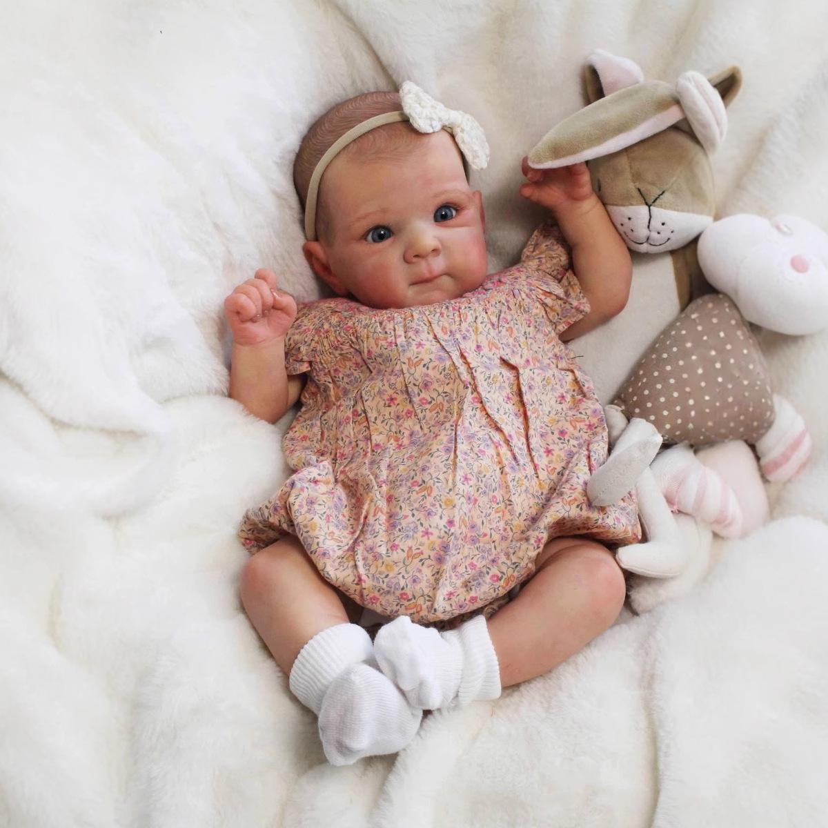 18-inch Bettie Realistic Floral Romper Reborn Doll 18-inch cloth body