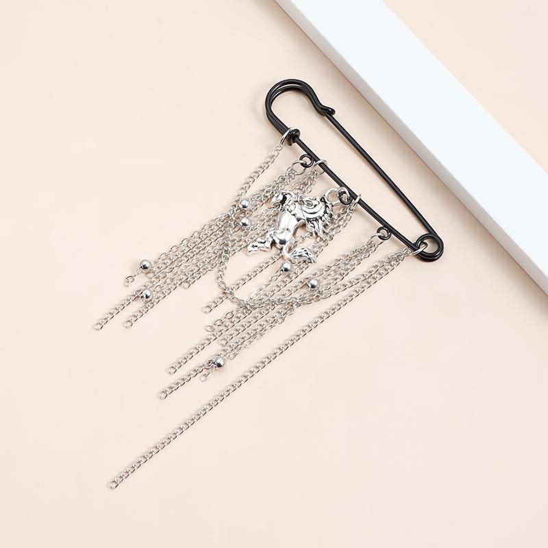 

Horse Year Brooch Detachable Tassel Fixed Clothes Pin Waist Buckle Trouser Leg Decorative 1pc
