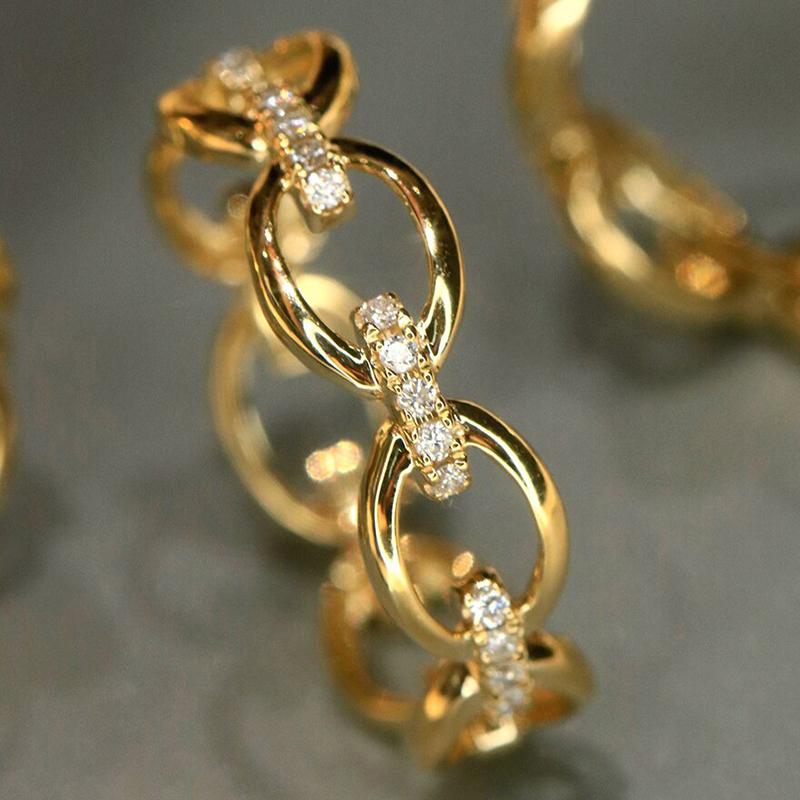Huitan Versatile Women Ring Chain Linked Design Noble Wedding Party Luxury Accessories Inlaid Brilliant CZ Fashion Lady JewelryGood product
